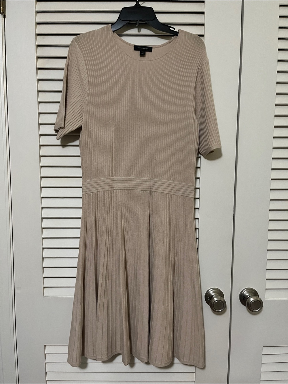 Ann Taylor Taupe Ribbed Midi Dress